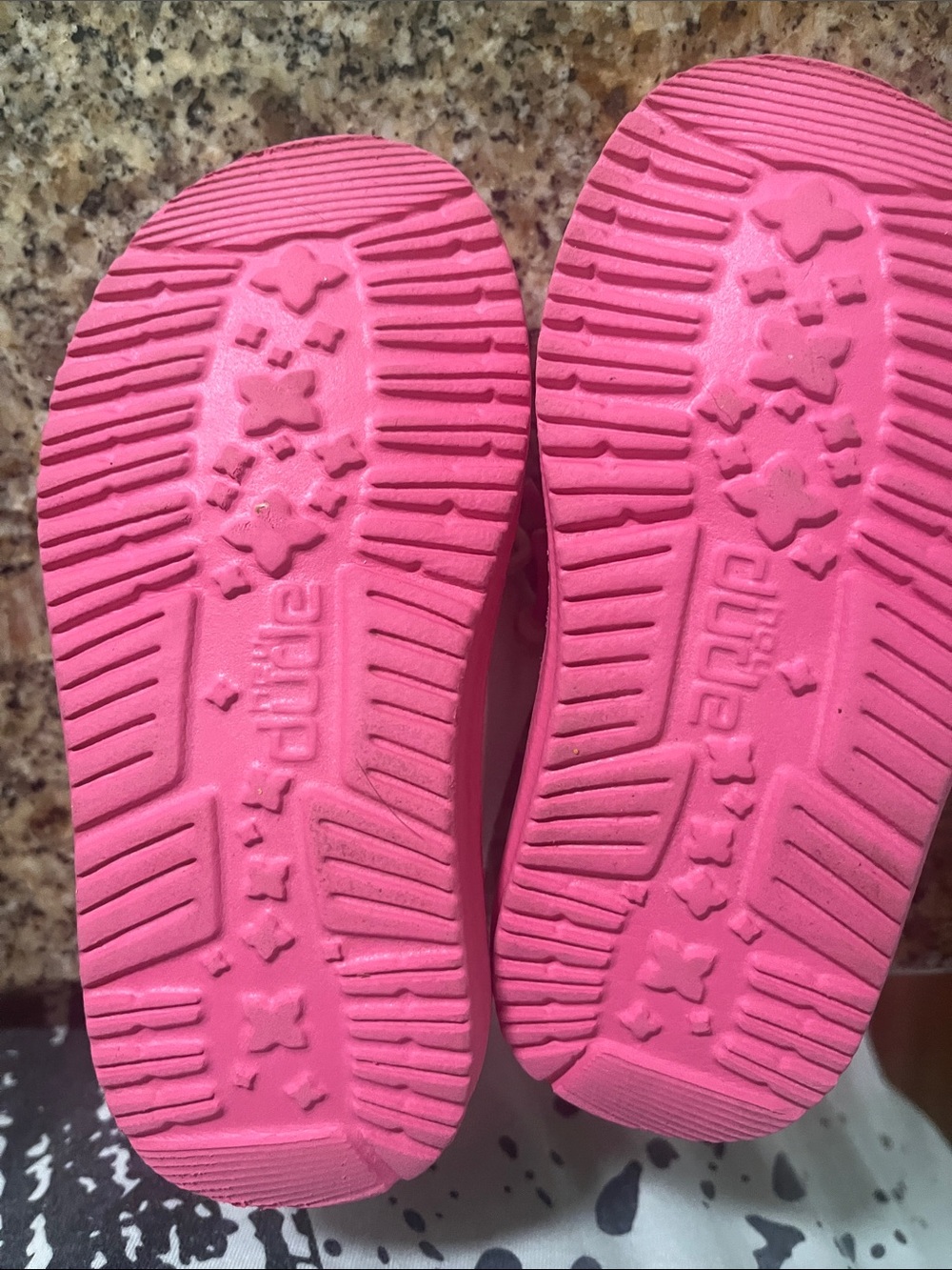 Hey Dude Wendy Toddler Hearts Kids Sneakers Size 7 - Picture 3 of 3